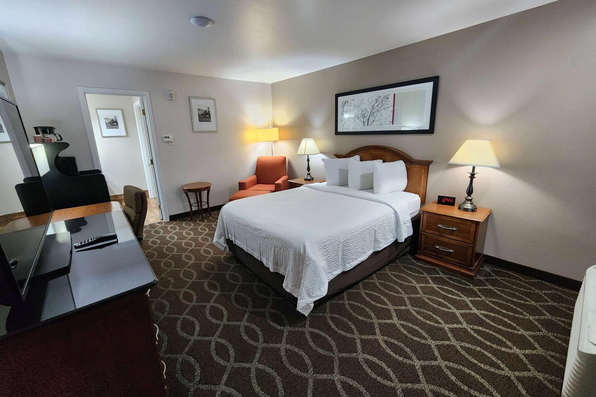 Ramada Bayside Inn & Suites 尤里卡 外观 照片
