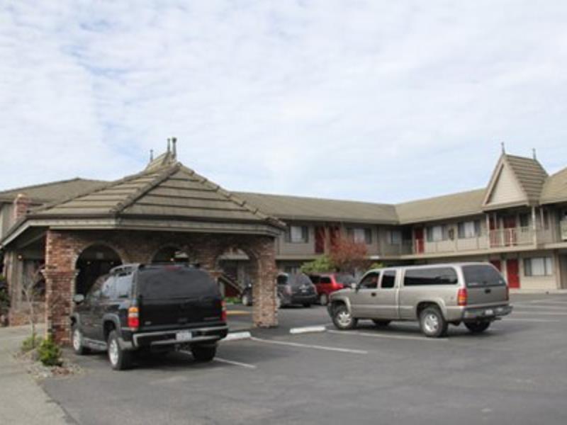 Ramada Bayside Inn & Suites 尤里卡 外观 照片