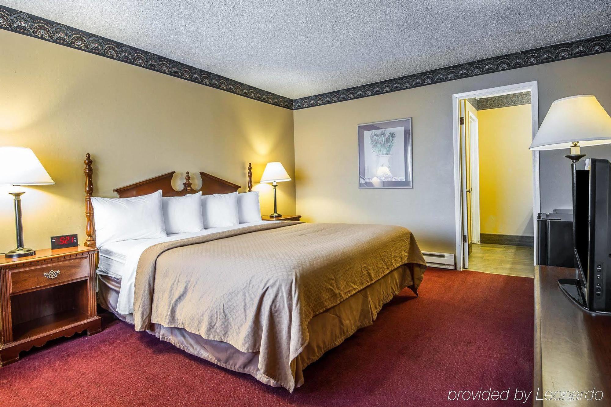 Ramada Bayside Inn & Suites 尤里卡 外观 照片