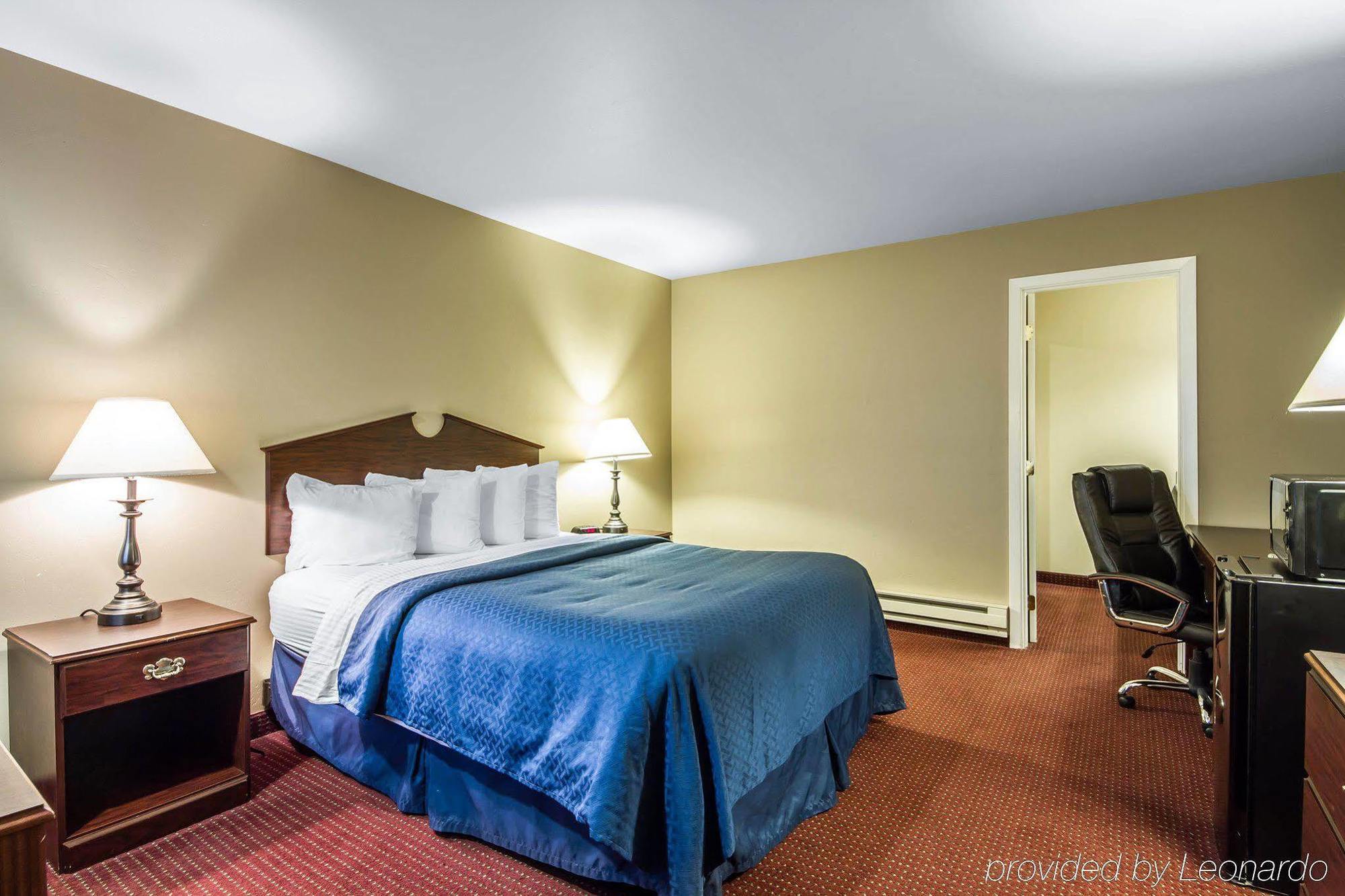 Ramada Bayside Inn & Suites 尤里卡 外观 照片