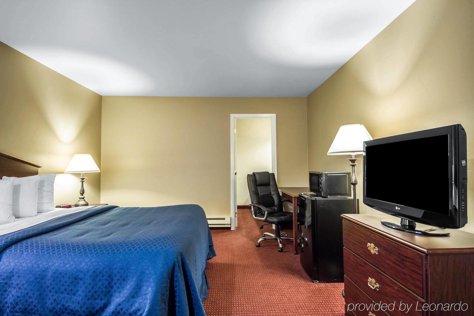 Ramada Bayside Inn & Suites 尤里卡 外观 照片